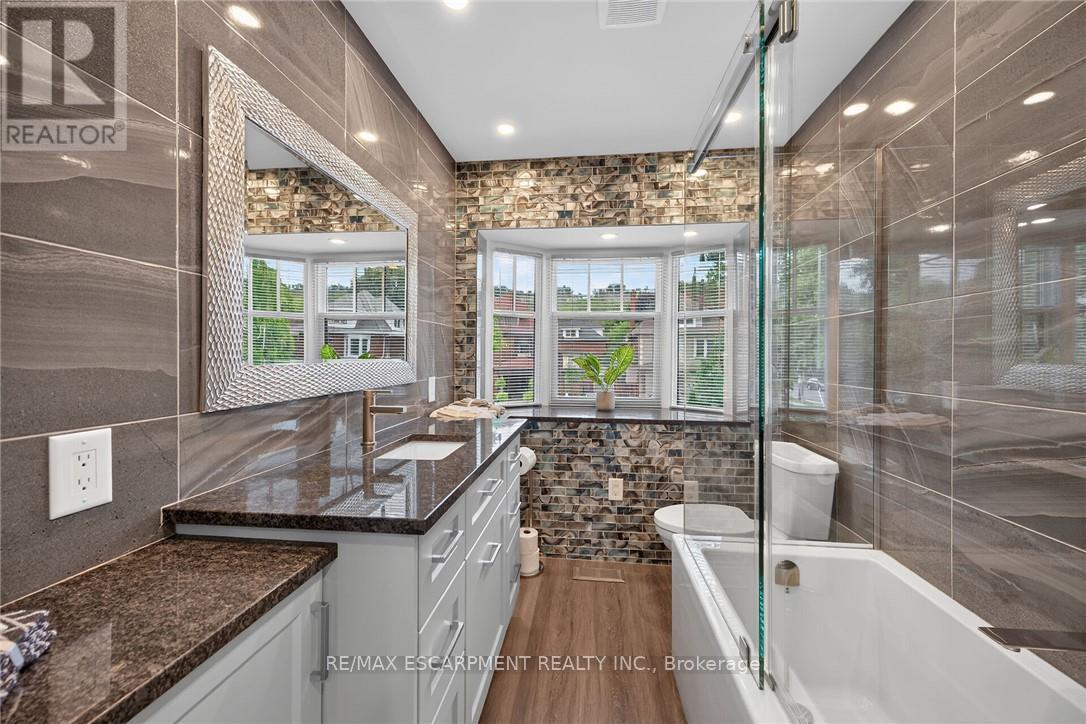 209 Delaware Avenue, Hamilton, Ontario  L8M 1W2 - Photo 23 - X13836886