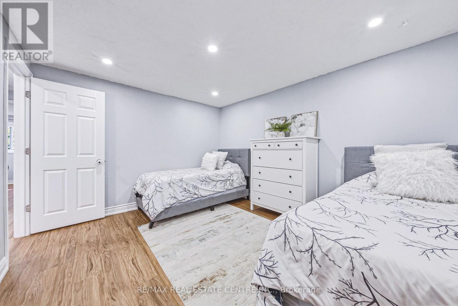 414 Woods Lane, Cambridge, Ontario  N3H 5J4 - Photo 14 - X13836898