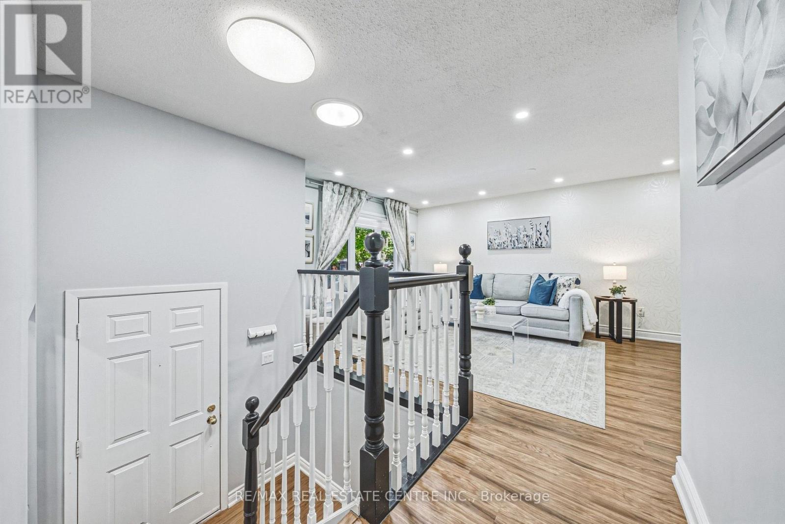 414 Woods Lane, Cambridge, Ontario  N3H 5J4 - Photo 5 - X13836898