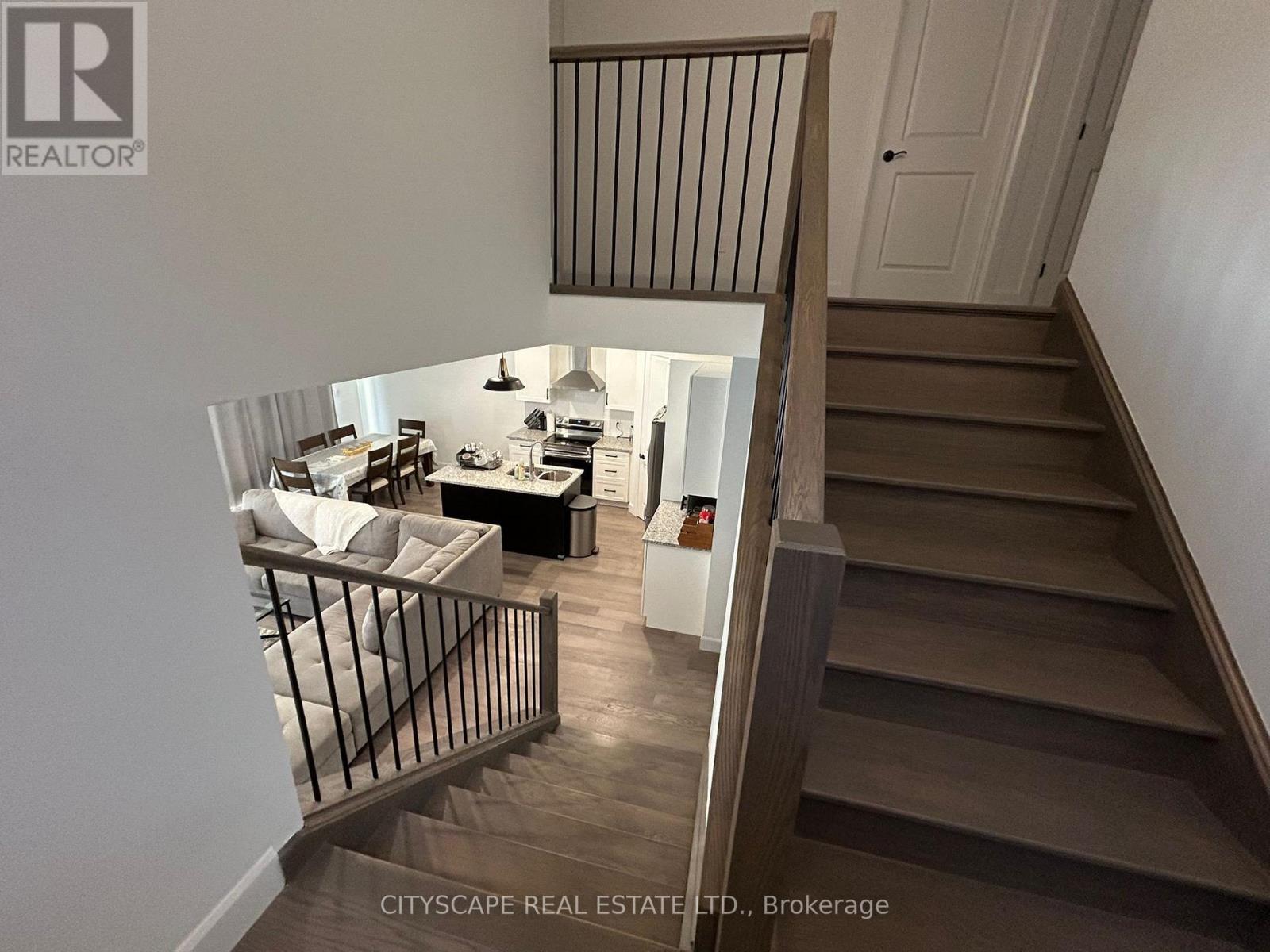 3821 Ayrshire Avenue, London South, Ontario  N6B 1W3 - Photo 6 - X13836976