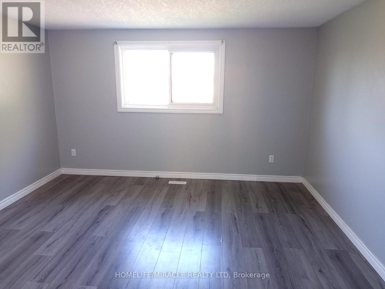 123 Mooregate Crescent, Kitchener, Ontario  N2M 2E9 - Photo 14 - X13836980
