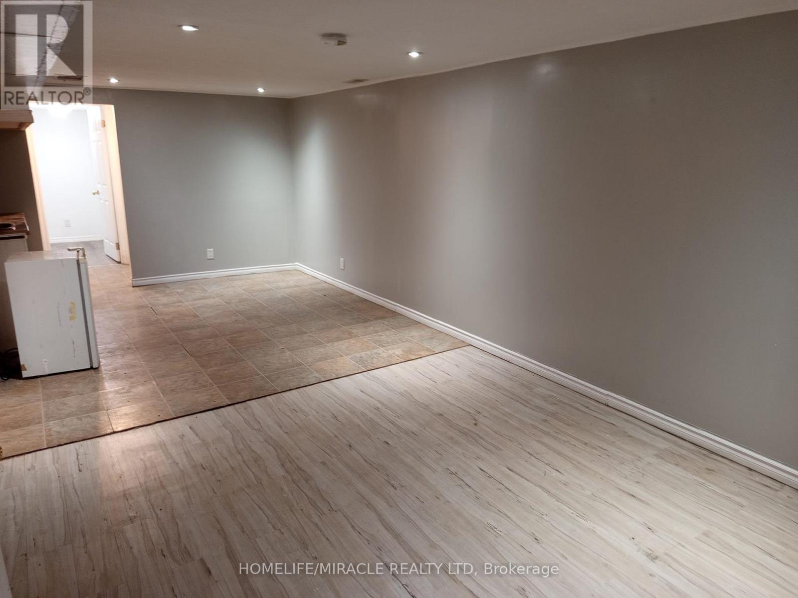 123 Mooregate Crescent, Kitchener, Ontario  N2M 2E9 - Photo 6 - X13836980