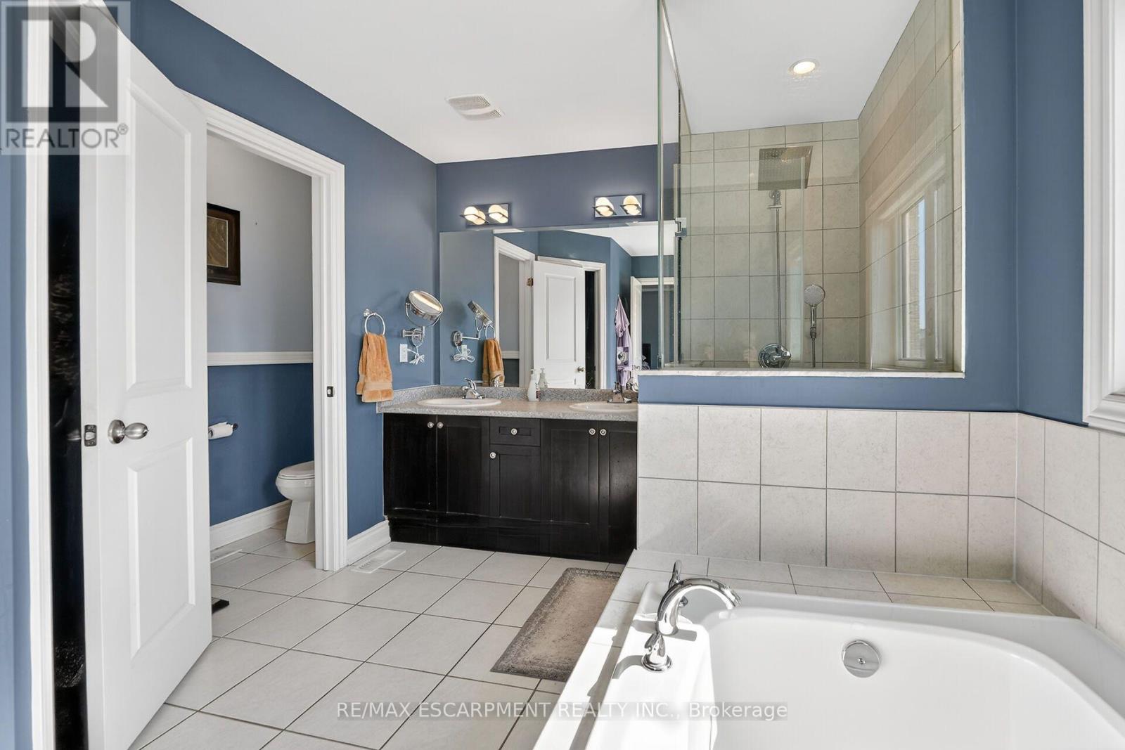 82 Chaumont Drive, Hamilton, Ontario  L8J 0J8 - Photo 24 - X13837068