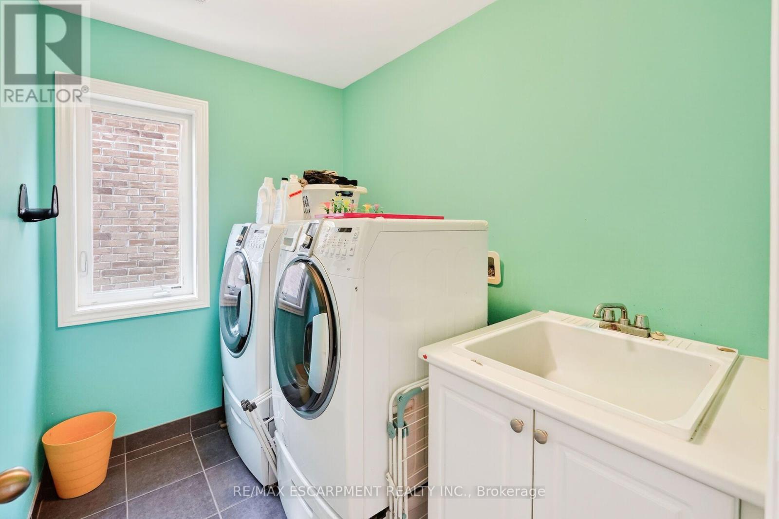 82 Chaumont Drive, Hamilton, Ontario  L8J 0J8 - Photo 33 - X13837068