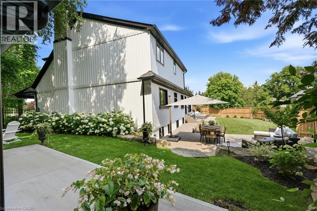 204 Fallingbrook Drive, Ancaster, Ontario  L9G 1E6 - Photo 3 - 40866994