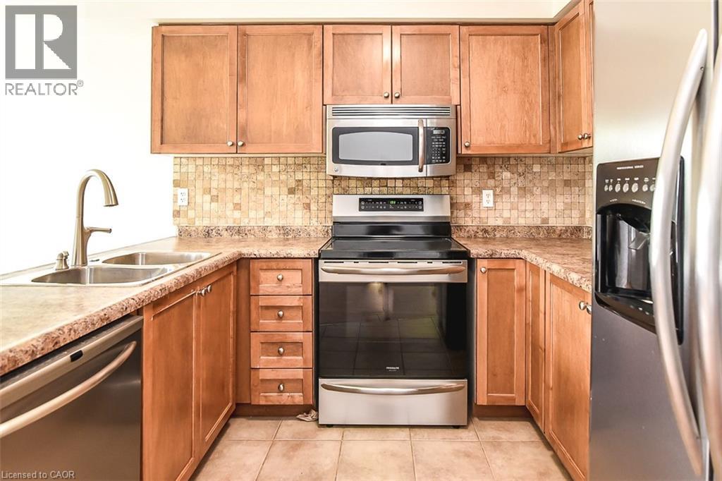37 Cornerstone Drive, 10th Line Shore, Ontario  L8J 0A1 - Photo 10 - 40866855