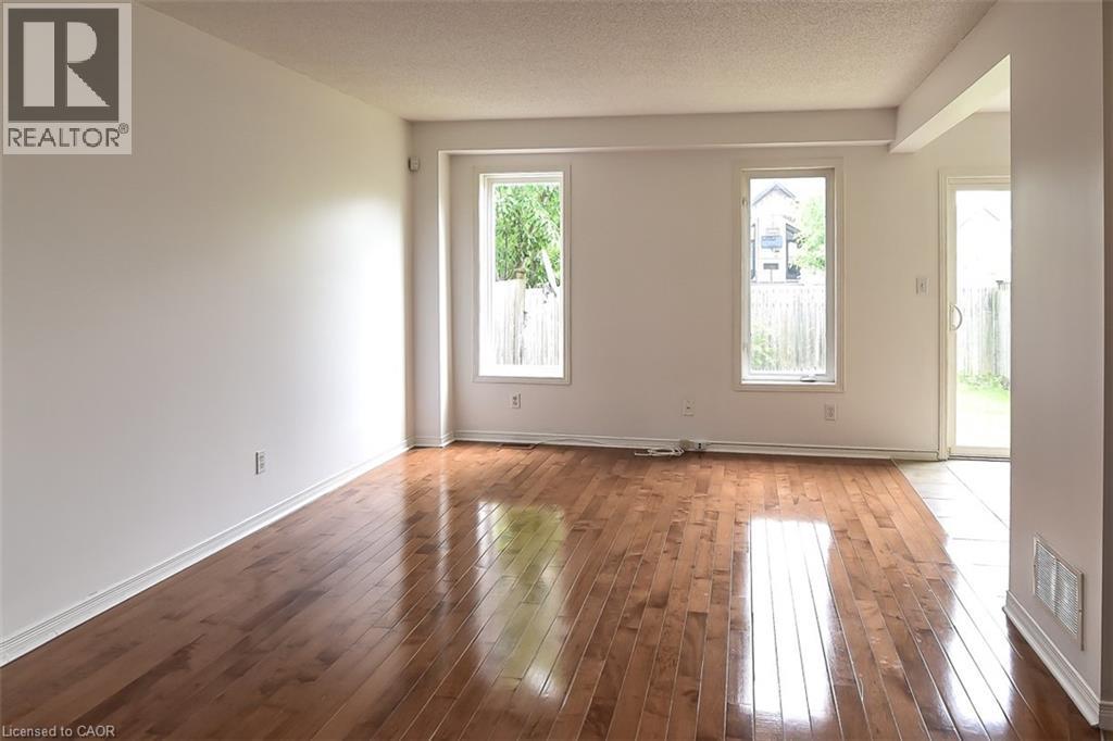 37 Cornerstone Drive, 10th Line Shore, Ontario  L8J 0A1 - Photo 5 - 40866855
