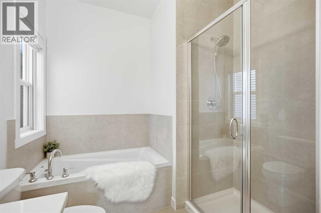 13 Bayview Mews SW