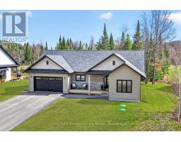 8 BANCROFT RIDGE DRIVE, Bancroft, Ontario