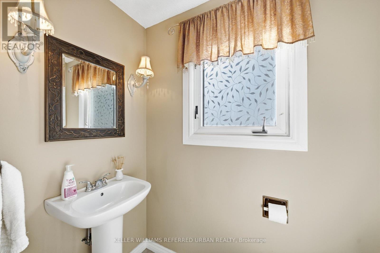 569 Masson Street, Oshawa, Ontario  L1G 5A2 - Photo 14 - E13837112