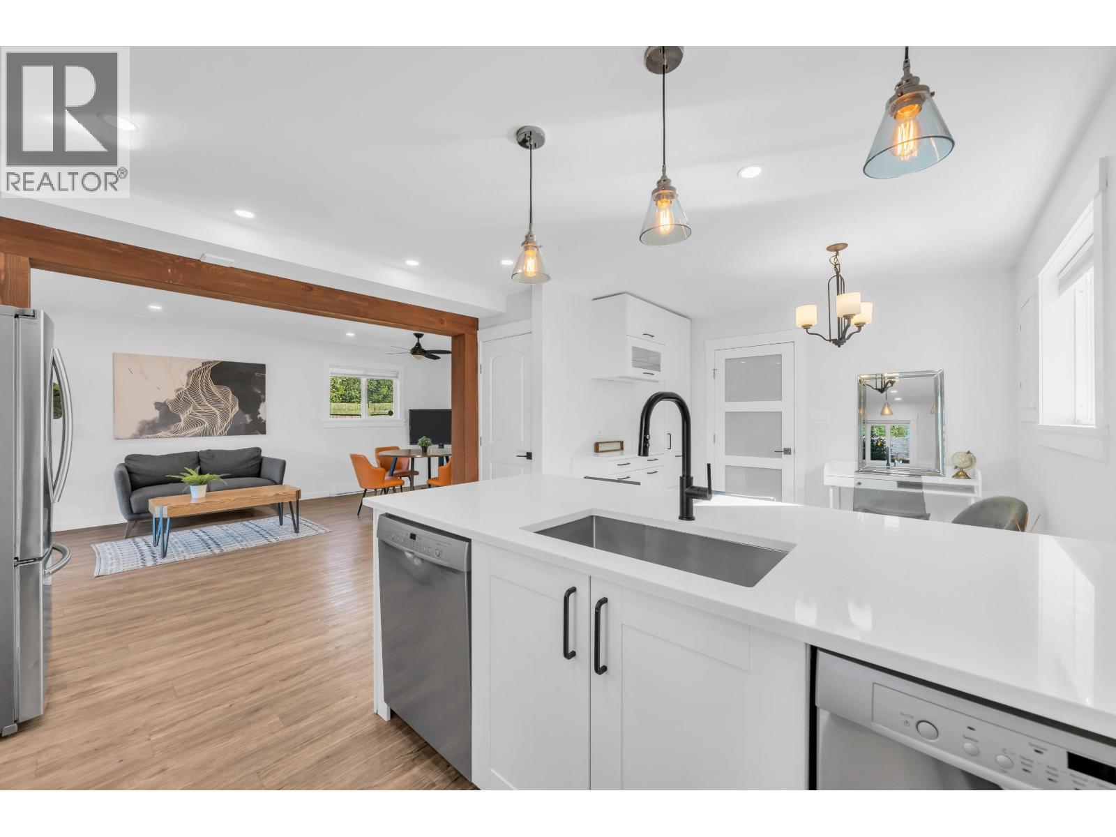 11591 Kingsbridge Drive, Richmond, British Columbia  V7A 4T1 - Photo 3 - R3170238