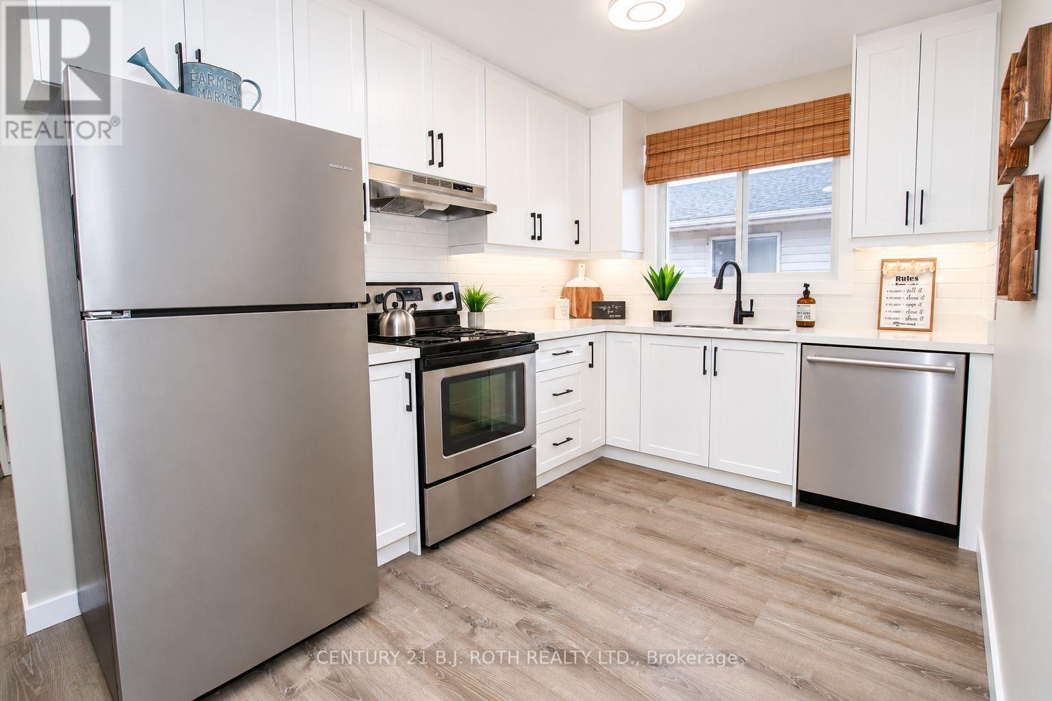 7 Bourgeois Beach Road, Tay (Victoria Harbour), Ontario  L0K 2A0 - Photo 4 - S13837122