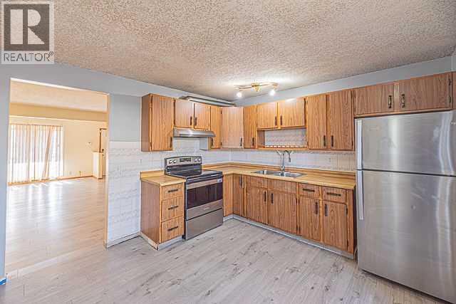 136 Castleridge Drive NE, Calgary, Alberta  T3J 1Y8 - Photo 8 - A2348671