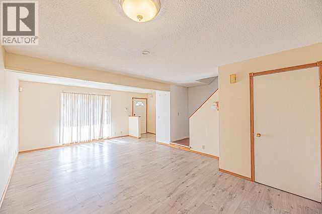 136 Castleridge Drive NE, Calgary, Alberta  T3J 1Y8 - Photo 9 - A2348671
