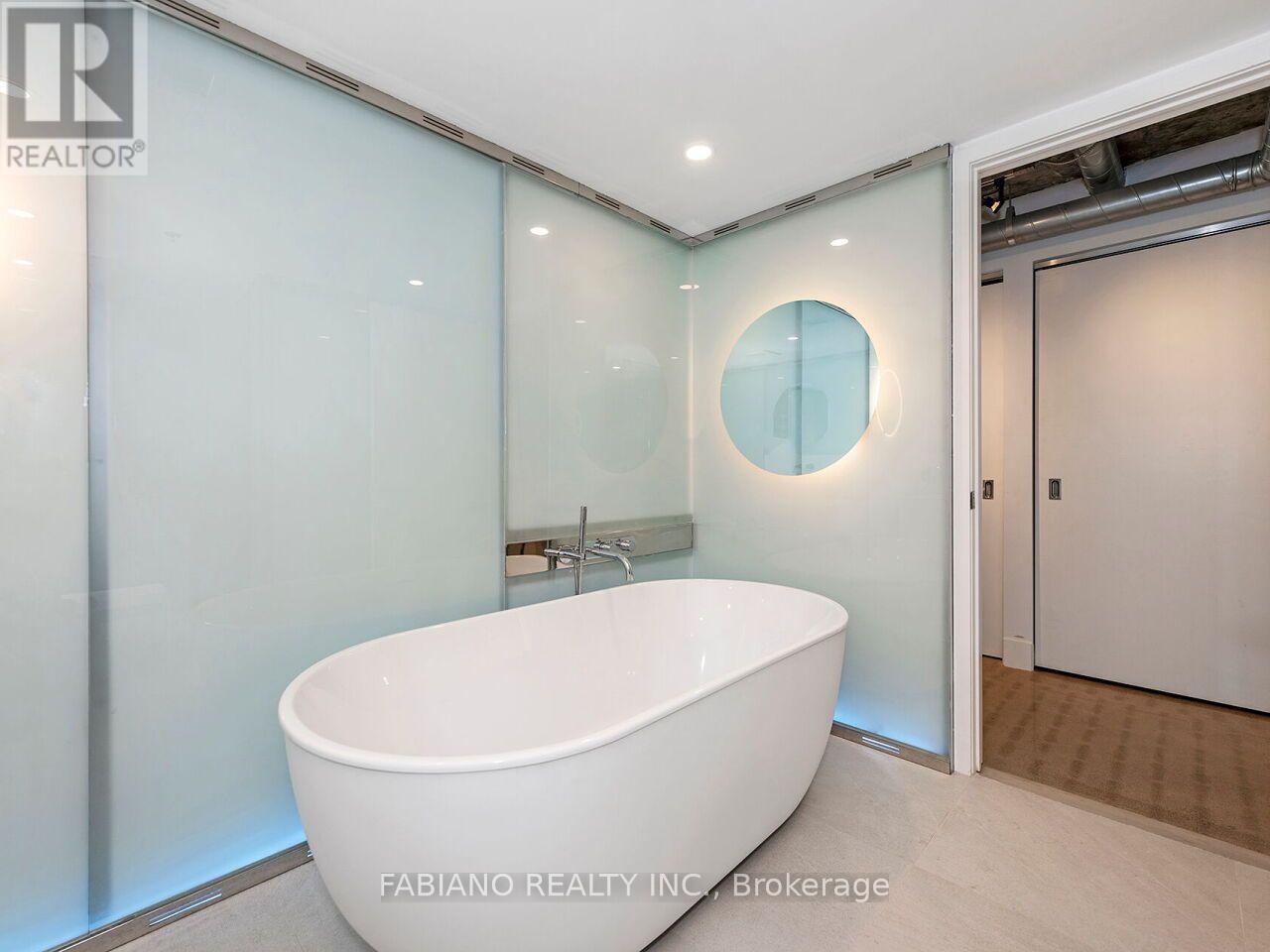 532 - 43 Hanna Avenue, Toronto, Ontario  M6K 1X1 - Photo 33 - C13837034