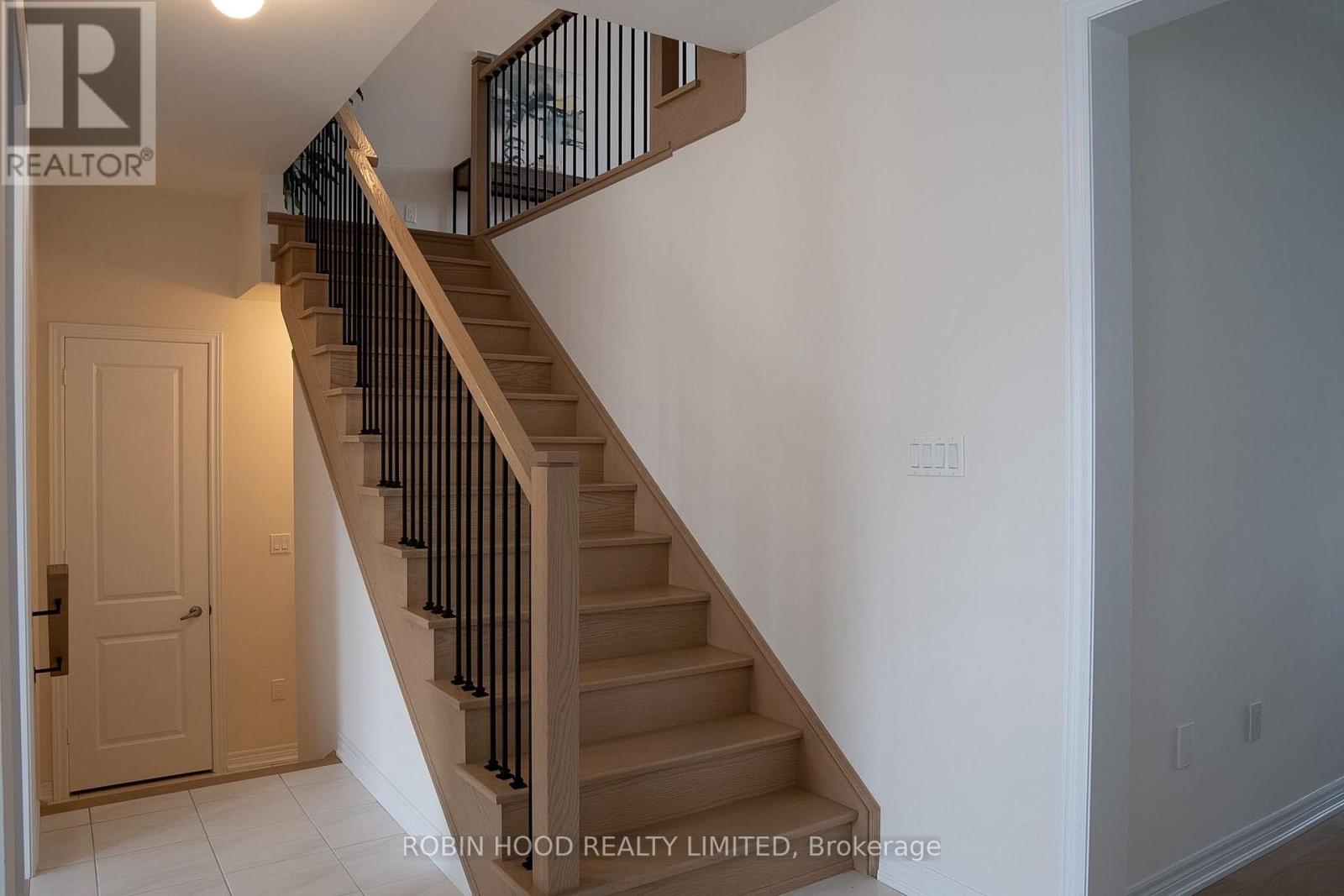 896 Apple Terrace, Milton, Ontario  L9E 2C5 - Photo 11 - W13750784