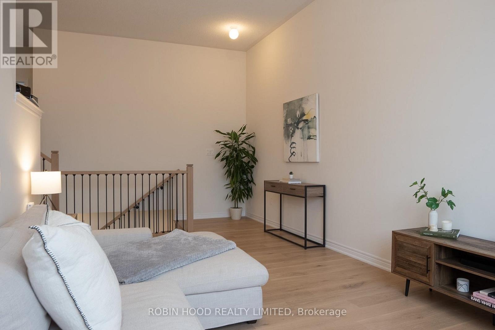 896 Apple Terrace, Milton, Ontario  L9E 2C5 - Photo 13 - W13750784