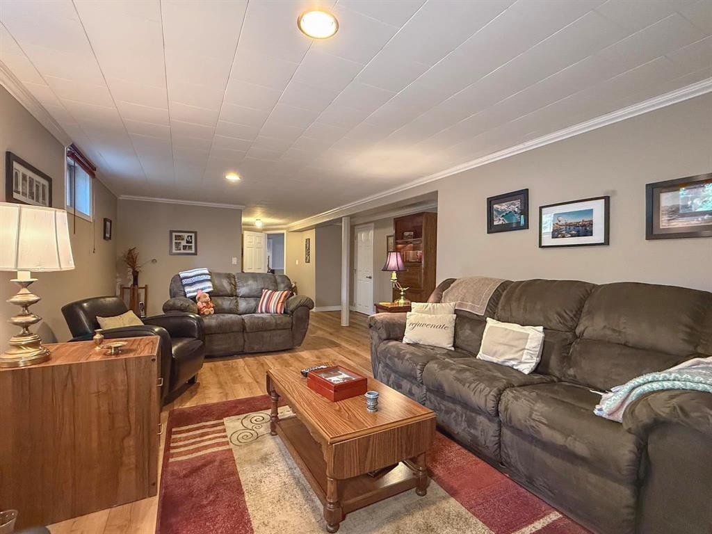 223 Sixth Street, Reston, Manitoba  R0M 1X0 - Photo 13 - 202624132