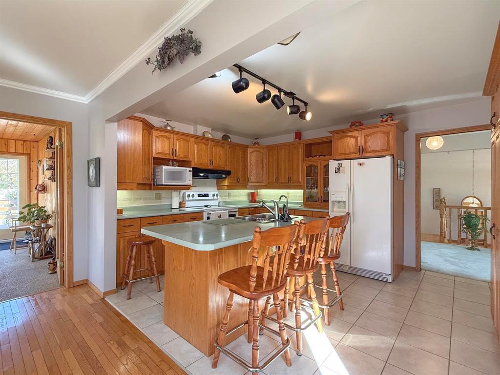 223 Sixth Street, Reston, Manitoba  R0M 1X0 - Photo 5 - 202624132