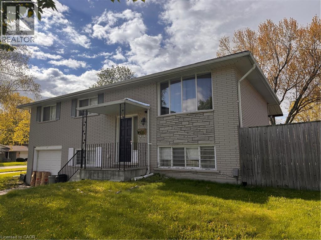511 HAVELOCK Drive, Waterloo, Ontario