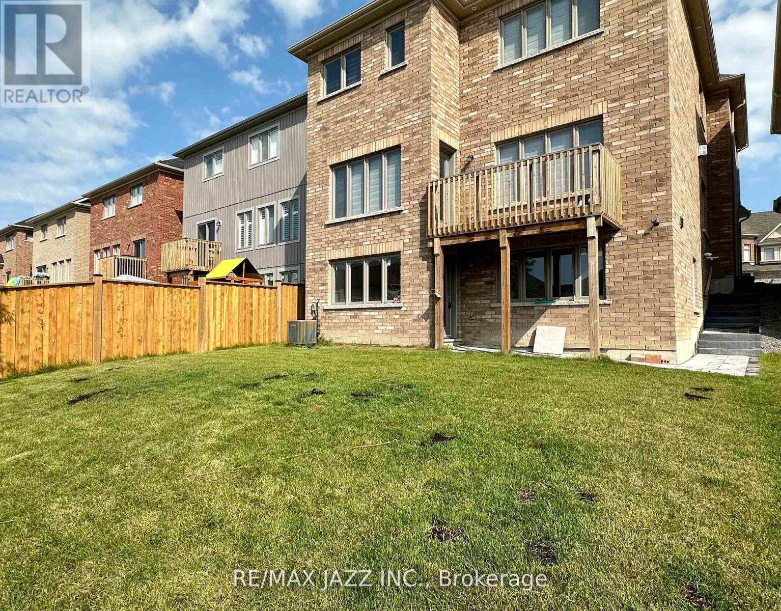 Upper - 131 Courtney Street, Clarington, Ontario  L1C 0B9 - Photo 26 - E13837160