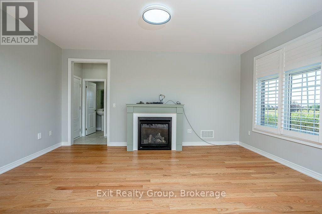15 SUMMER BREEZE DRIVE