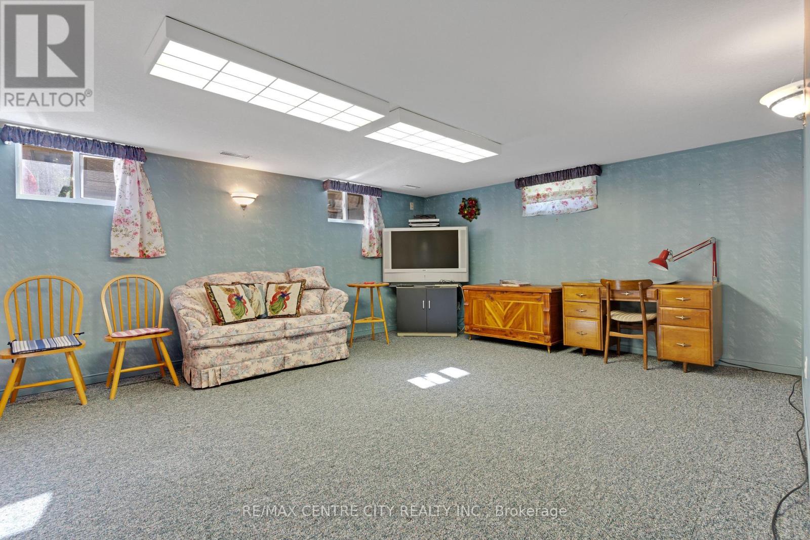 297 Wilson Avenue, Kitchener, Ontario  N2C 1G9 - Photo 31 - X13837208