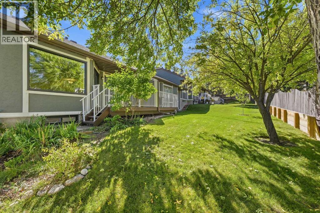 216 Coach Side Road SW, Calgary, Alberta  T3H 2T3 - Photo 26 - A2347051