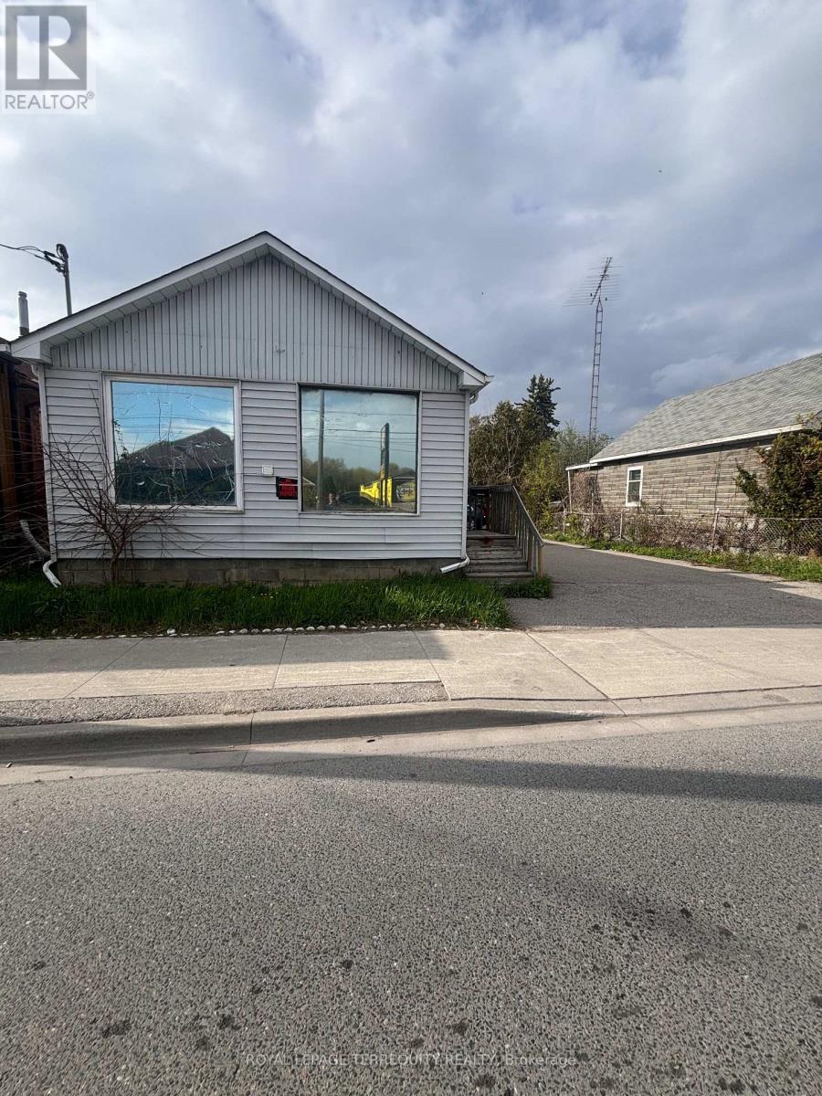252 BLOOR STREET E, Oshawa, Ontario