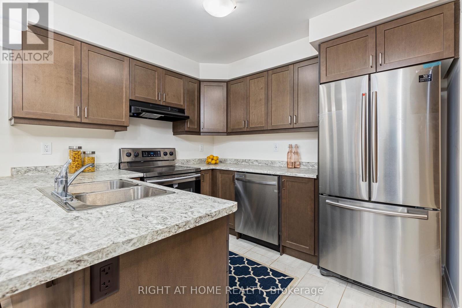 2493 Fall Harvest Crescent, Pickering, Ontario  L1X 0G1 - Photo 23 - E13837230