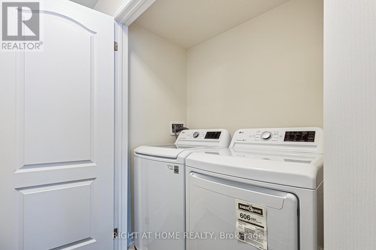 2493 Fall Harvest Crescent, Pickering, Ontario  L1X 0G1 - Photo 24 - E13837230