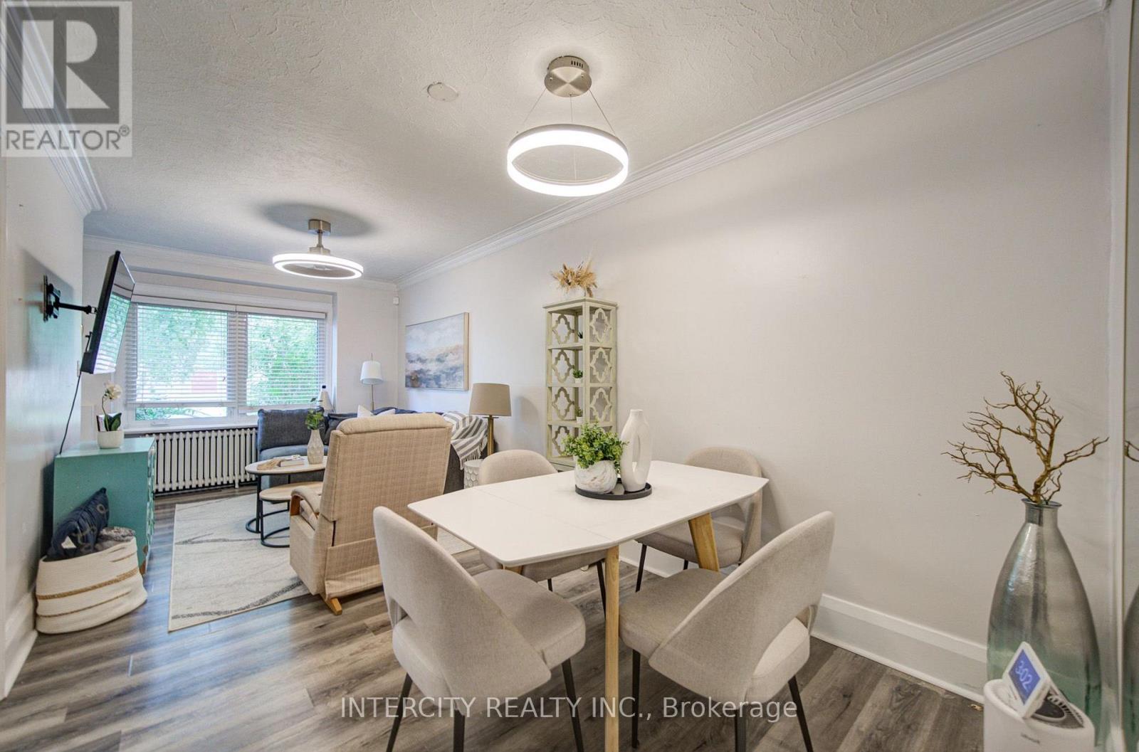 256 Blantyre Avenue, Toronto, Ontario  M1N 2S1 - Photo 10 - E13837244