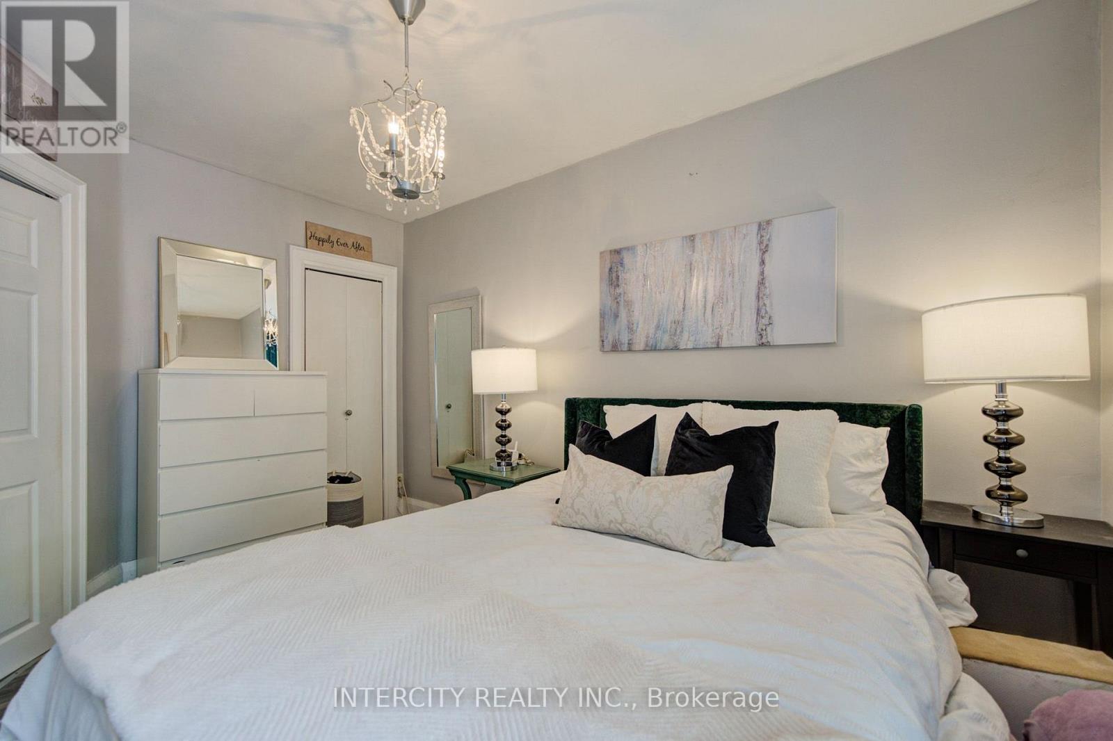 256 Blantyre Avenue, Toronto, Ontario  M1N 2S1 - Photo 21 - E13837244