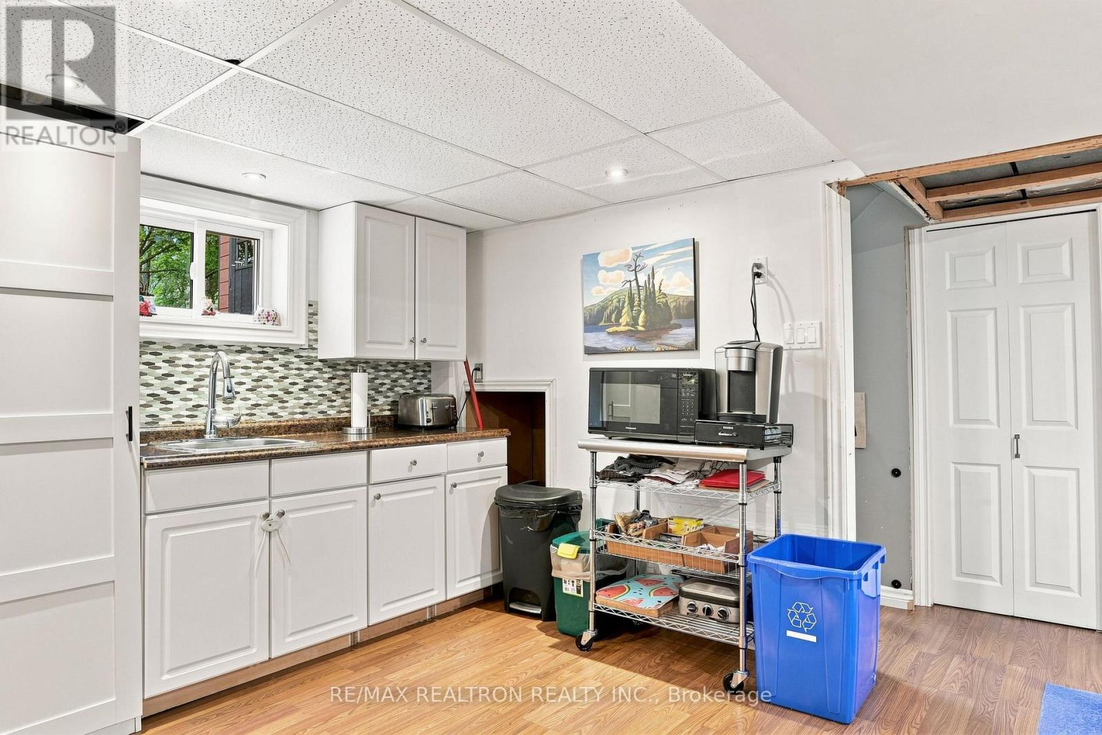 15 Park Road, Bradford West Gwillimbury, Ontario  L0G 1B0 - Photo 21 - N13837166