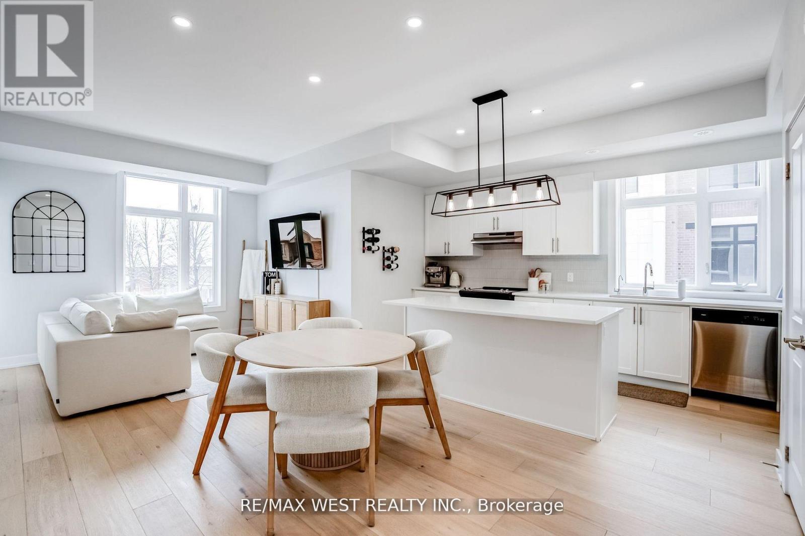 223 - 9560 ISLINGTON AVENUE, Vaughan, Ontario