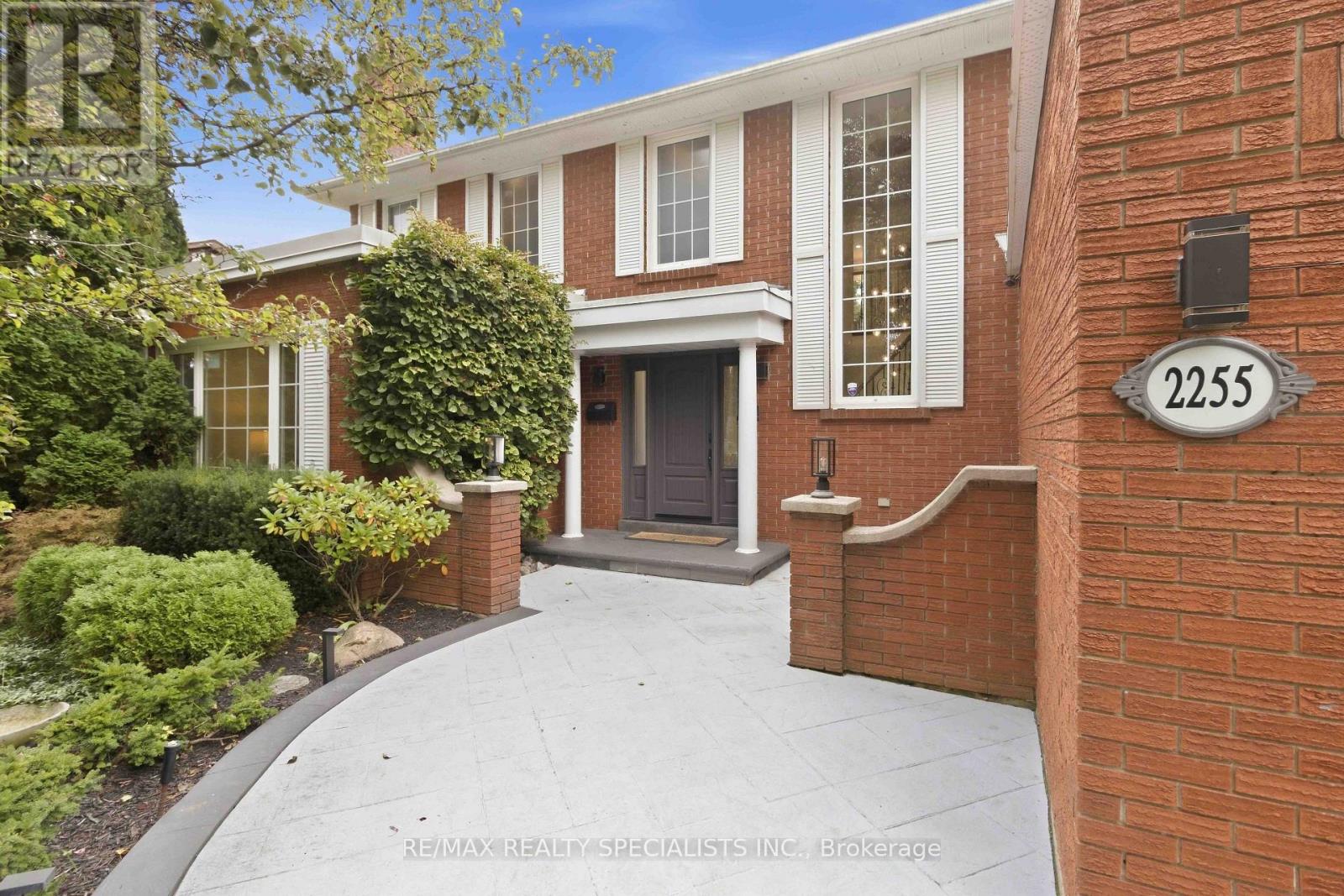 2255 Prince John Boulevard, Mississauga, Ontario  L5K 2J3 - Photo 3 - W13837168
