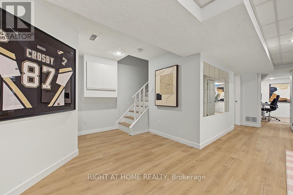 3829 Craighurst Avenue, Mississauga, Ontario  L5N 6T7 - Photo 25 - W13837170