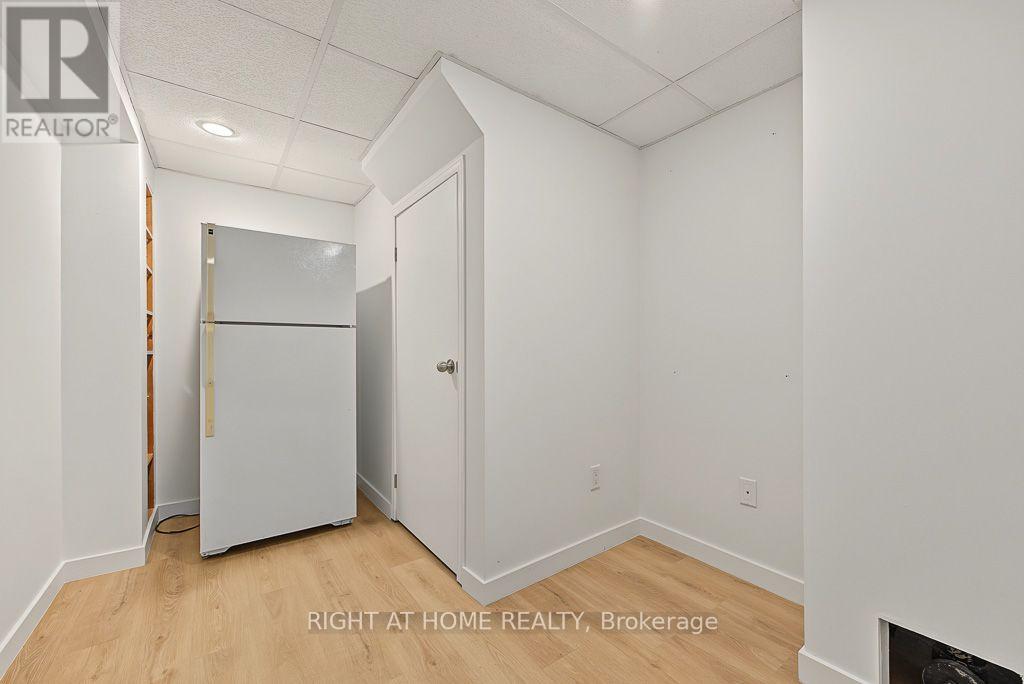 3829 Craighurst Avenue, Mississauga, Ontario  L5N 6T7 - Photo 30 - W13837170
