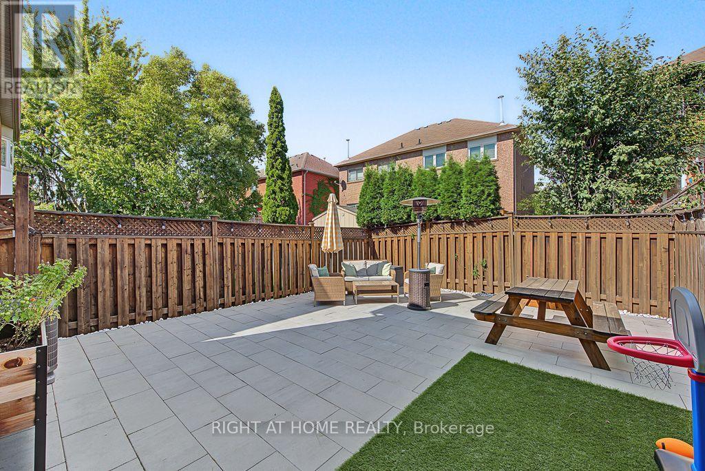 3829 Craighurst Avenue, Mississauga, Ontario  L5N 6T7 - Photo 32 - W13837170