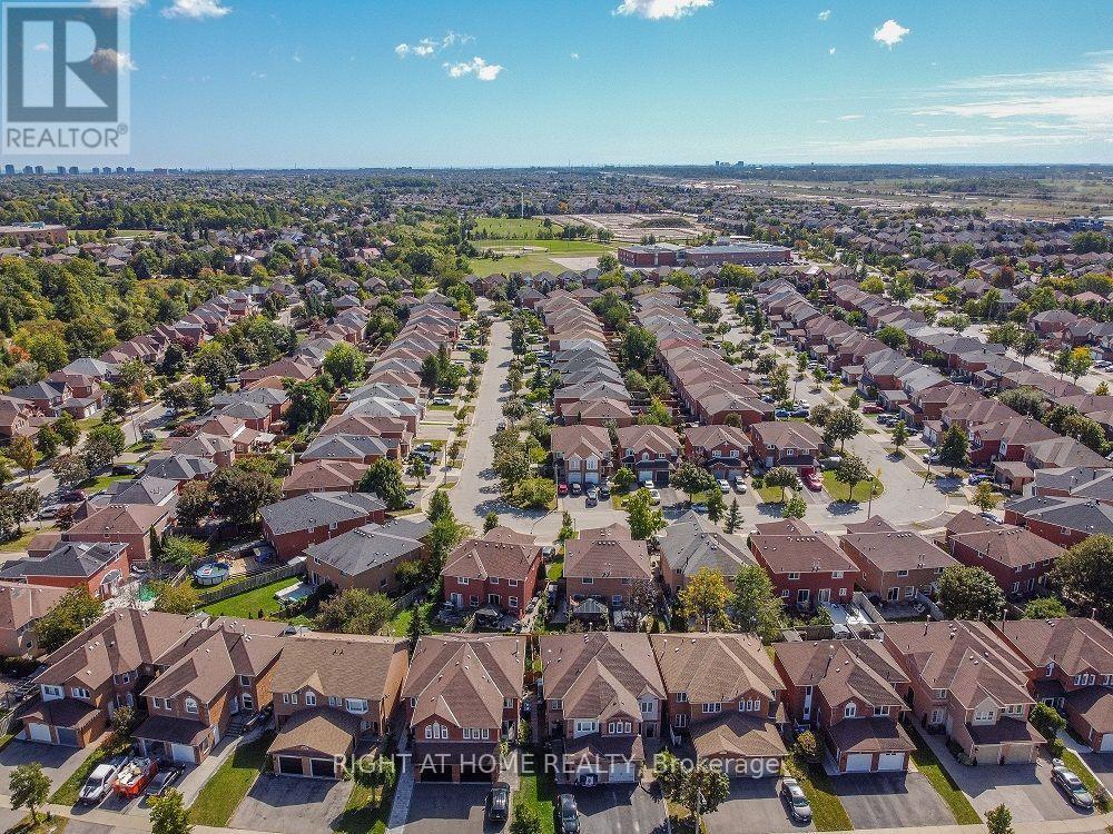 3829 Craighurst Avenue, Mississauga, Ontario  L5N 6T7 - Photo 42 - W13837170