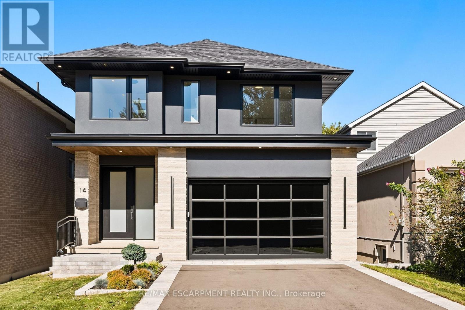 14 KENTROYAL DRIVE, Toronto, Ontario