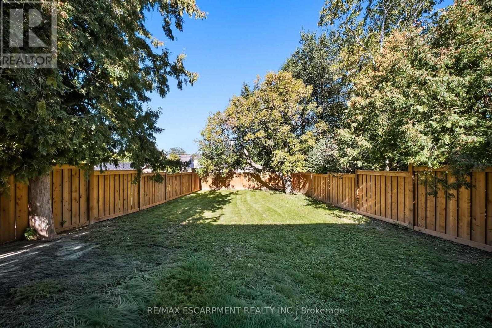 14 Kentroyal Drive, Toronto, Ontario  M9P 2M8 - Photo 43 - W13837210