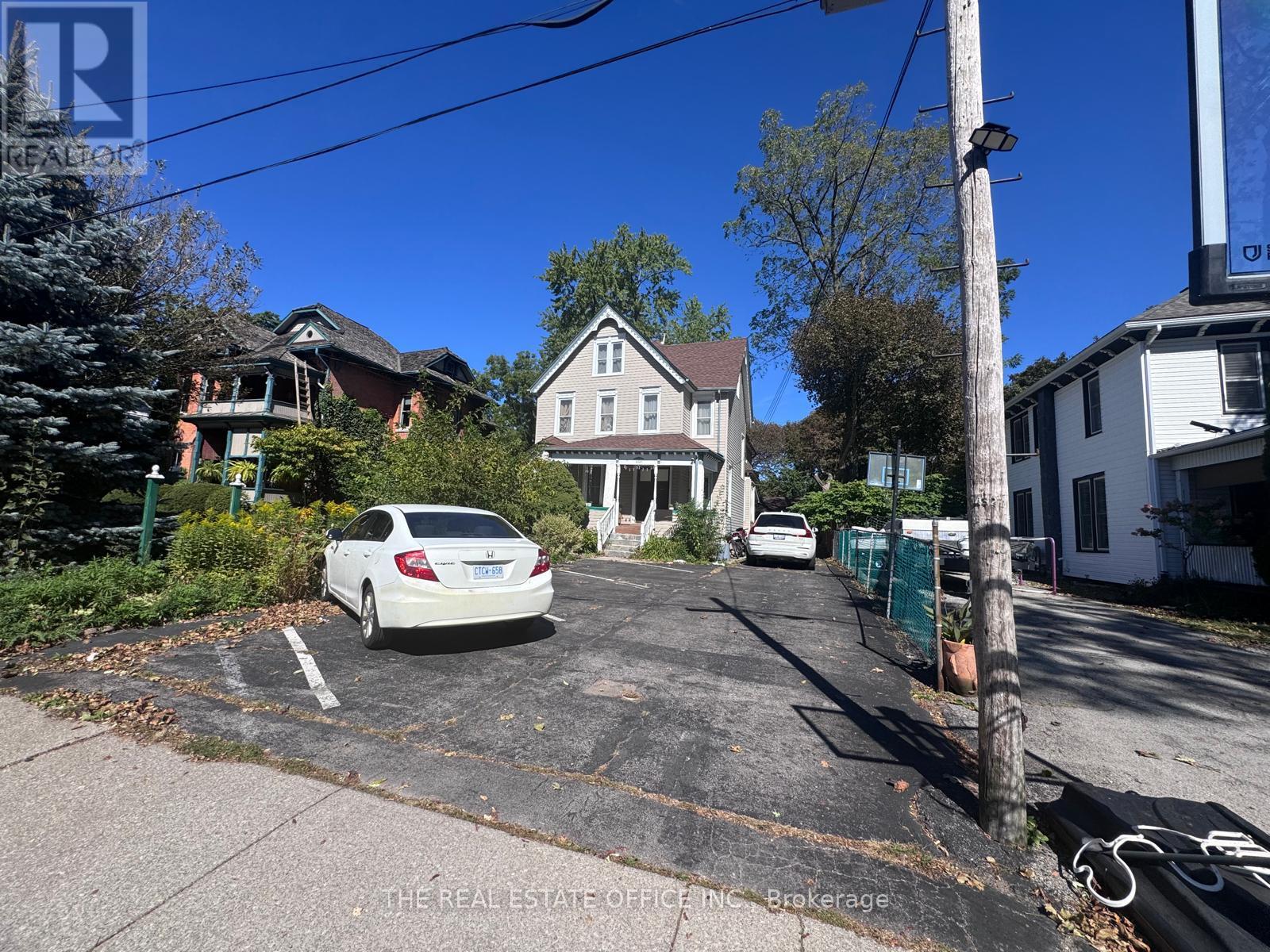 4327 SIMCOE STREET, Niagara Falls, Ontario