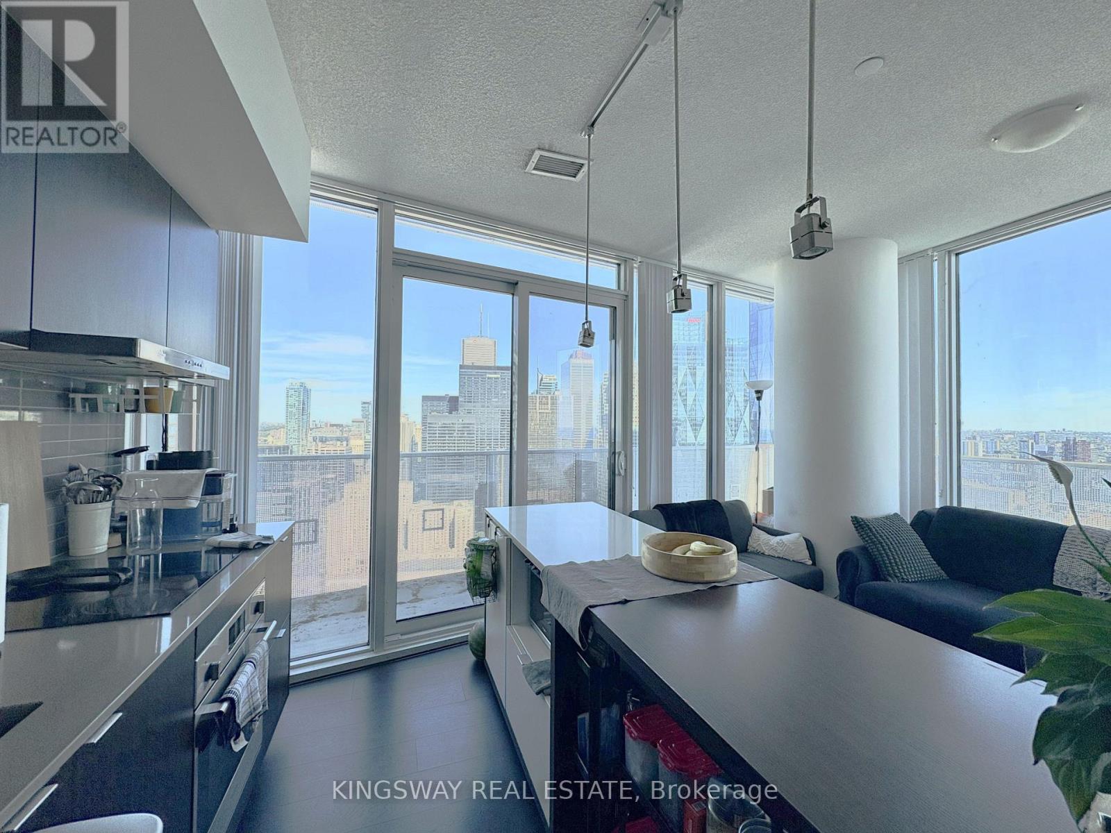5004 - 88 Harbour Street, Toronto, Ontario M5J 0C3 - Photo 9 - C13834852