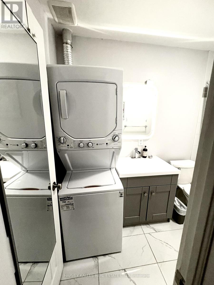 2 - 11 Saint Patricks Square, Toronto, Ontario  M5T 1W8 - Photo 15 - C12839602