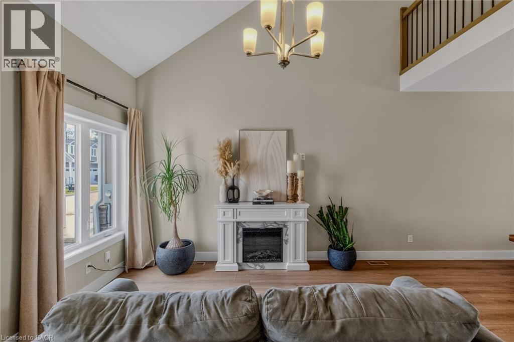 744 Nelson Street Unit# 5, Port Dover, Ontario  N0A 1N0 - Photo 5 - 40847048
