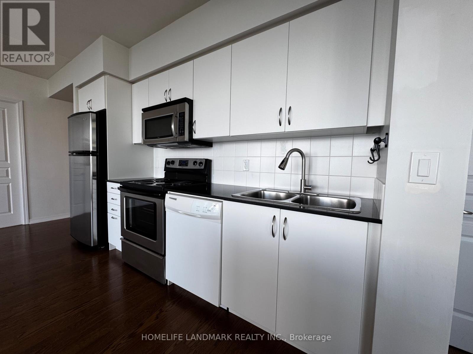 2306 - 2240 Lake Shore Boulevard W, Toronto, Ontario  M8N 0B1 - Photo 8 - W13786154
