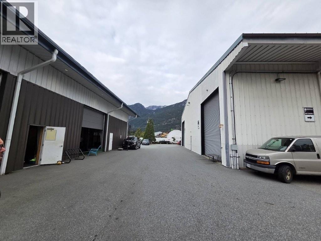 A 38930 Mid Way, Squamish, British Columbia  V8B 0J5 - Photo 3 - C8078452
