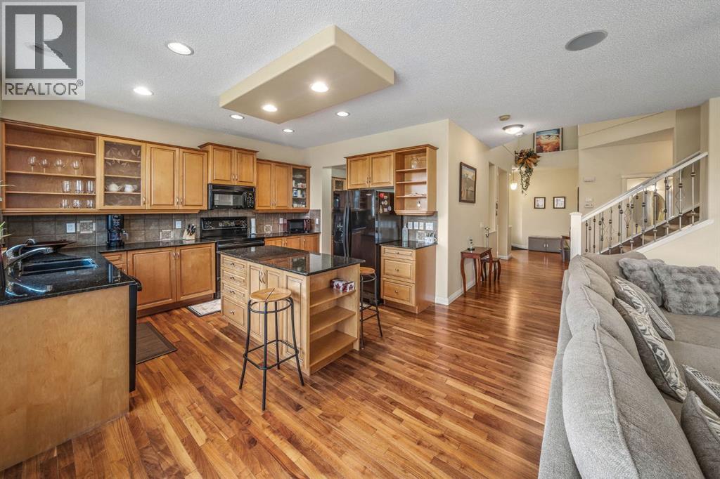 160 Royal Oak Heights Nw, Calgary, Alberta  T3G 5V3 - Photo 12 - A2347903
