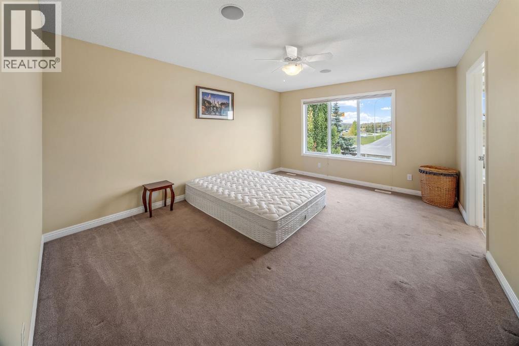 160 Royal Oak Heights Nw, Calgary, Alberta  T3G 5V3 - Photo 33 - A2347903